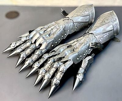Nazgul Etching Gloves