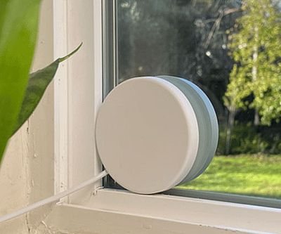 Power Mole Electricity Through Windows